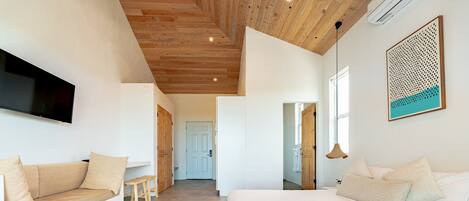 5 habitaciones, tabla de planchar con plancha, wifi y ropa de cama