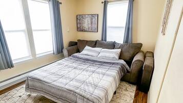 1 bedroom, free WiFi, bed sheets