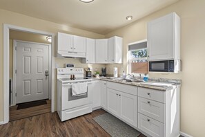 Micro-ondas, fogão, cooktop