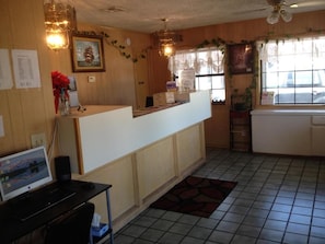 Lobby - American Dream (Elk City)