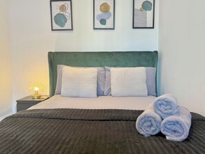 1 bedroom, iron/ironing board, free WiFi, bed sheets