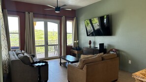 TV - Scott Beach Condos #9 (St Thomas)