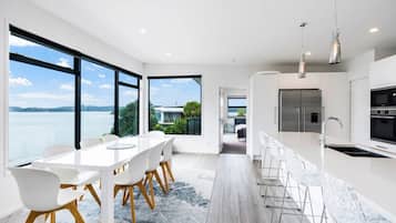 Fridge, microwave, dishwasher, coffee/tea maker