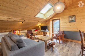 TV, stereo - Residence Mont- Blanc Lodge - LA Fleche (HAUTELUCE)