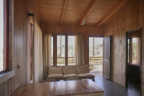 Cabana luxo, 2 quartos, para não fumantes, vista para o jardim | Área de estar