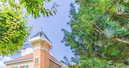 la Tour Bleue - CHANES