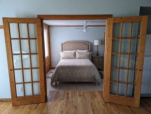 1 Schlafzimmer, Bügeleisen/Bügelbrett, kostenloses WLAN, Bettwäsche