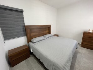 2 bedrooms, iron/ironing board, WiFi, bed sheets