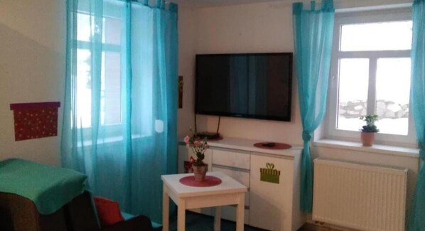 TV, DVD player, video library - Modernes Studio in Einem Haus Nähe der Natur (Karpacz)