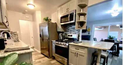 Nice Home in Riverside