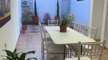 Comfort House | Dining room