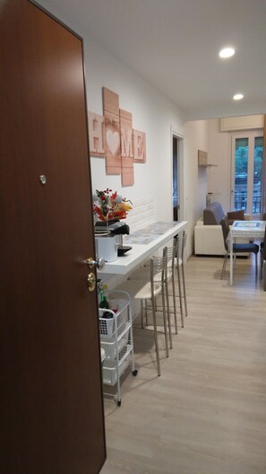 Dining - HAPPY OASIS: CENTRAL, CLOSE TO THE BEACH, STATION AND WITH PRIVATE PARKING. (Levanto)