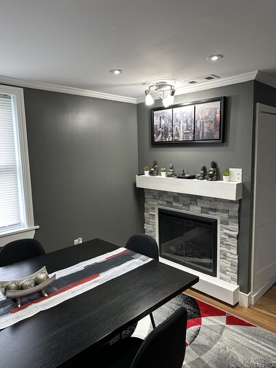 Quite and Peaceful Modern Home Away From Home in the Mountain State!!!!