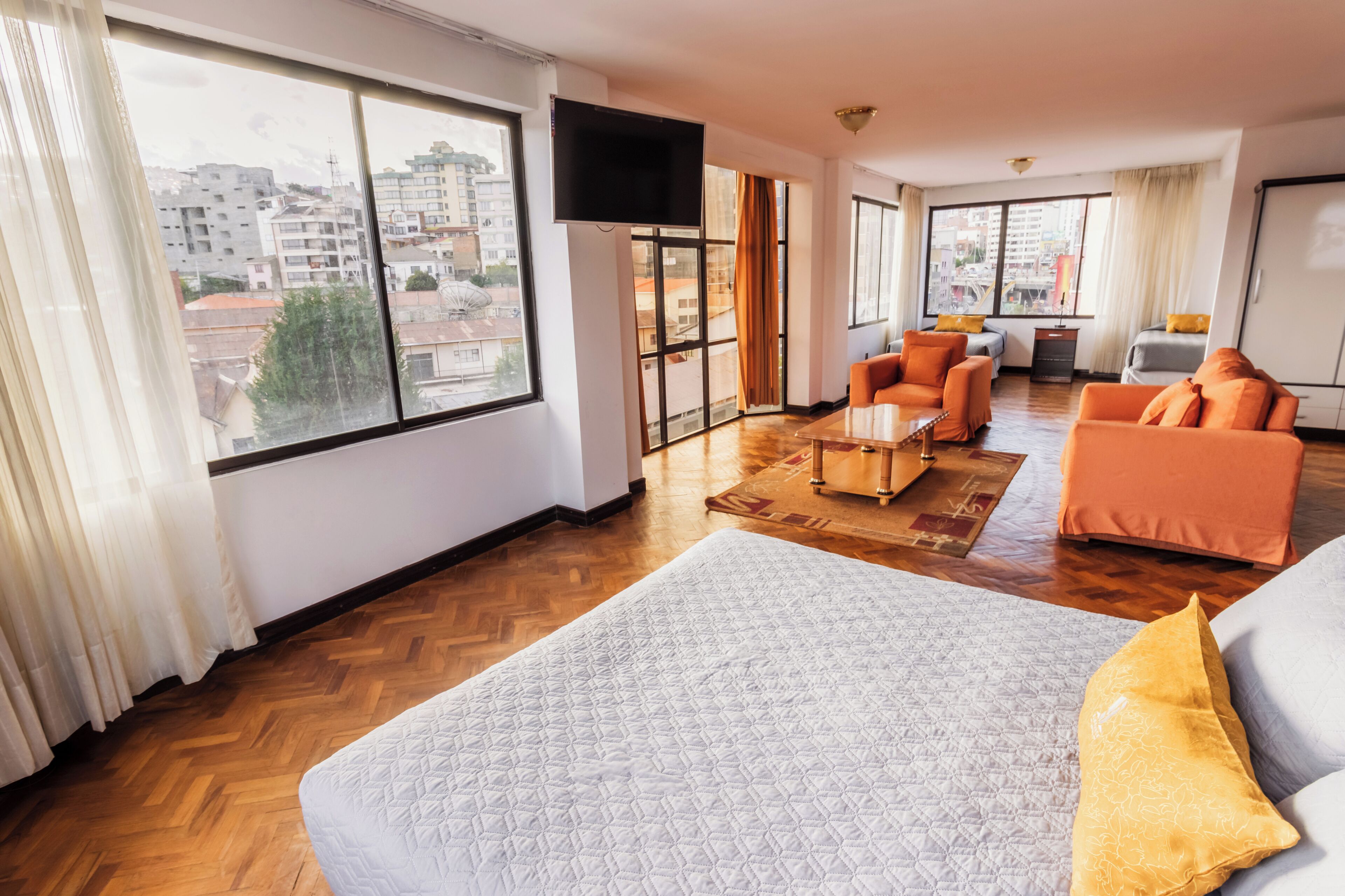 Wifi gratis y ropa de cama 