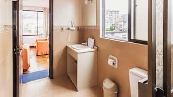 Double Room | Bathroom