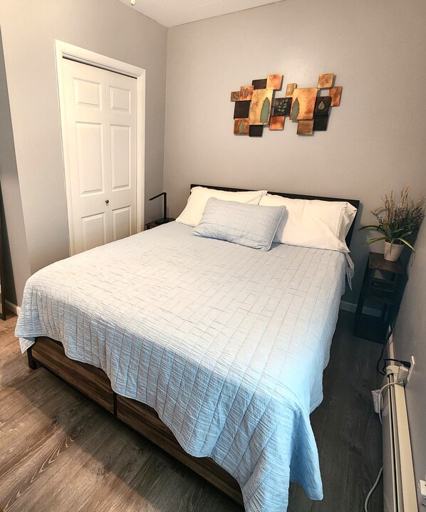 1 bedroom, iron/ironing board, travel crib, free WiFi