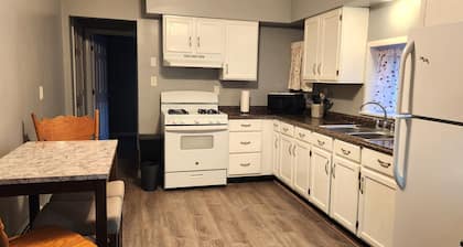 Triple Creeks-Lake Erie, Elk, Conneaut, Walnut creeks! Fish, Hike, Hunt - Enjoy!