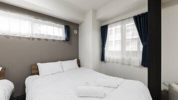 1 bedroom, blackout drapes, iron/ironing board, free WiFi