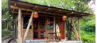 Nice cottage in a hill in middle of nature near the beach
