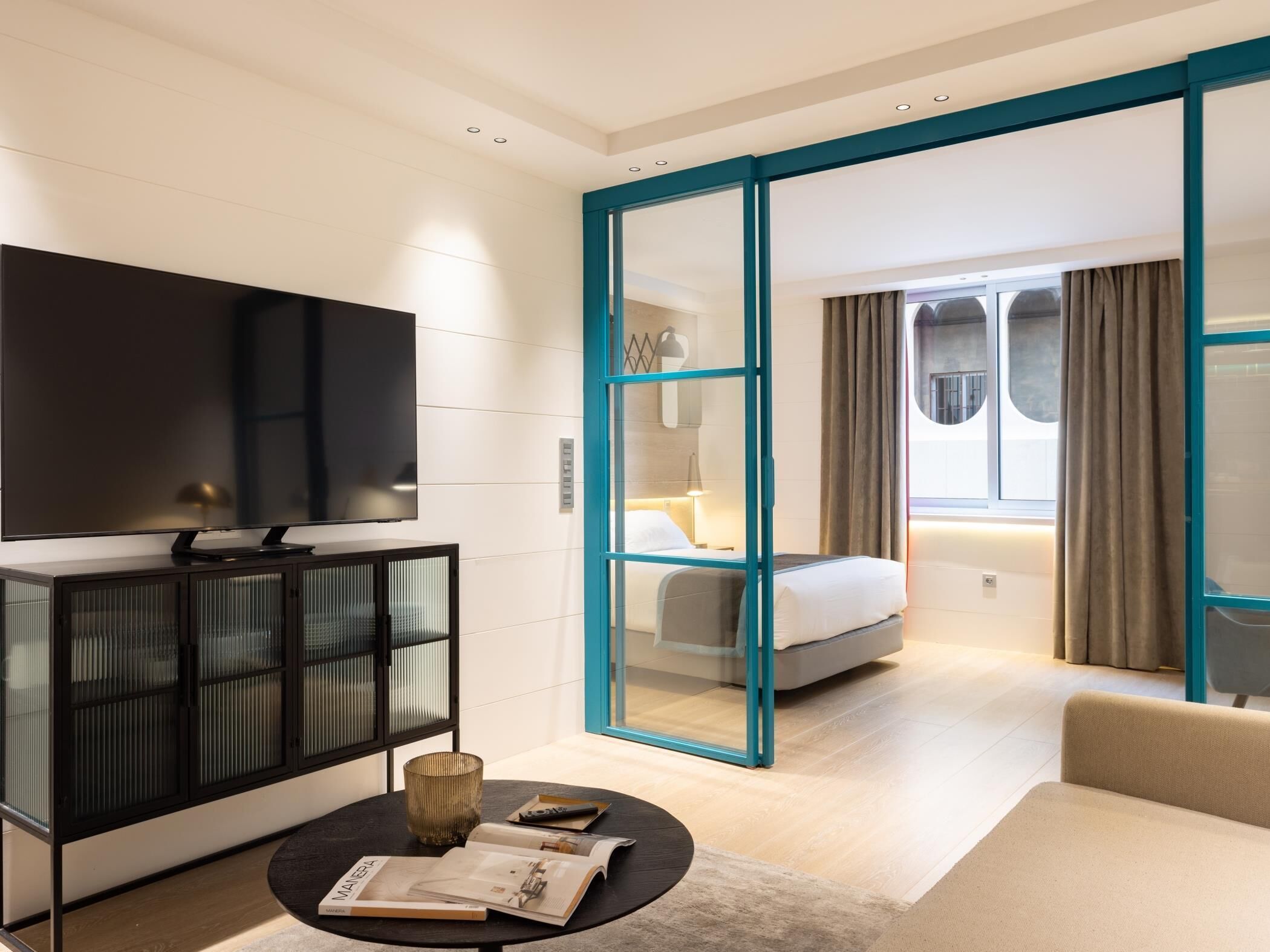 1 غرفة نوم ومكواة/لوح كي وواي فاي وملاءات أسرّة