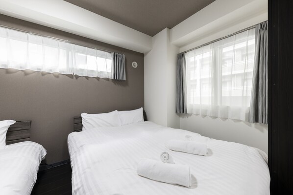 1 bedroom, desk, blackout curtains, iron/ironing board - Essence (Sapporo)