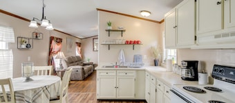 Pet-Friendly Corbin Vacation Rental ~ 4 Mi to Town