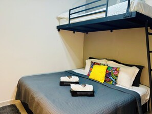 Traditional Triple Room | Minibar, individually decorated, individually furnished, desk - Nomad - Norte Sul, Cambui (Campinas)