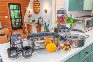 Dining - Secluded • Hot Tub, Fire Pit + Dog Friendly, Private Trail and Fenced Pasture (Black Mountain)