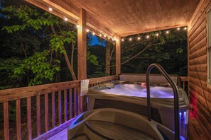 Terrace/patio - Secluded • Hot Tub, Fire Pit + Dog Friendly, Private Trail and Fenced Pasture (Black Mountain)