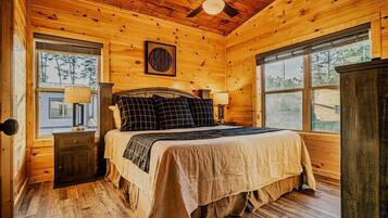 5 bedrooms, WiFi, bed sheets