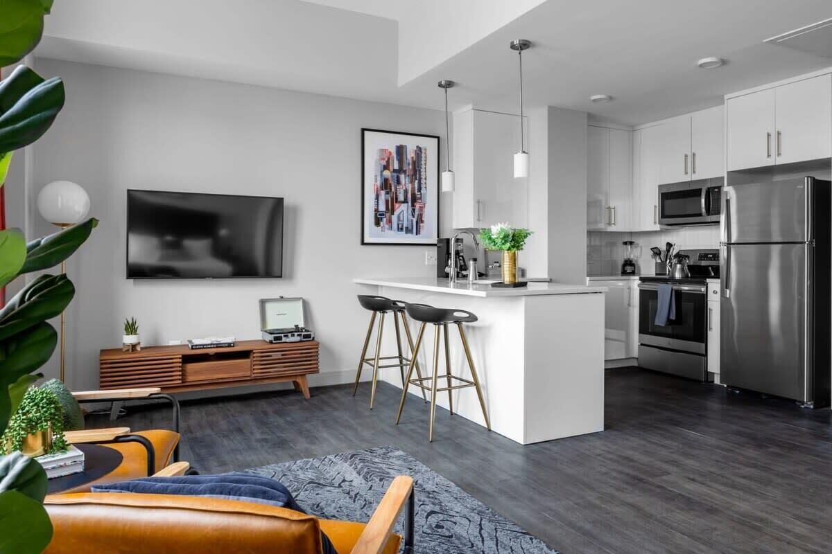 Sensational Studio Near Great American Ball Park