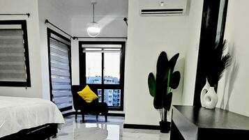 2 bedrooms, in-room safe, iron/ironing board, WiFi