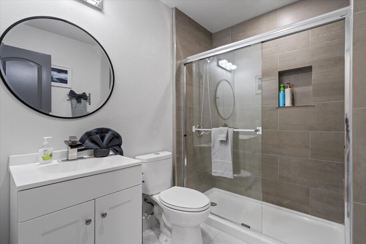 Hair dryer, towels