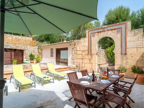 Outdoor dining - Sa Bisbal by Interhome (Moscari)