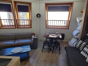 TV - Beautiful renovated studio for 3/4 people, WIFI included (Avoriaz)