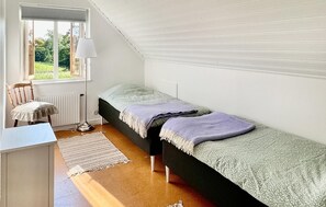 4 habitaciones, tabla de planchar con plancha y wifi gratis 
