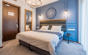 Standard-Doppel- oder -Zweibettzimmer | Select-Comfort-Betten, Minibar, individuell dekoriert, Schreibtisch