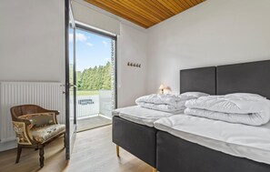 10 makuuhuonetta, ilmainen Wi-Fi