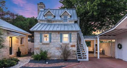 Stonewall Bungalow 3 - Sleeps 4