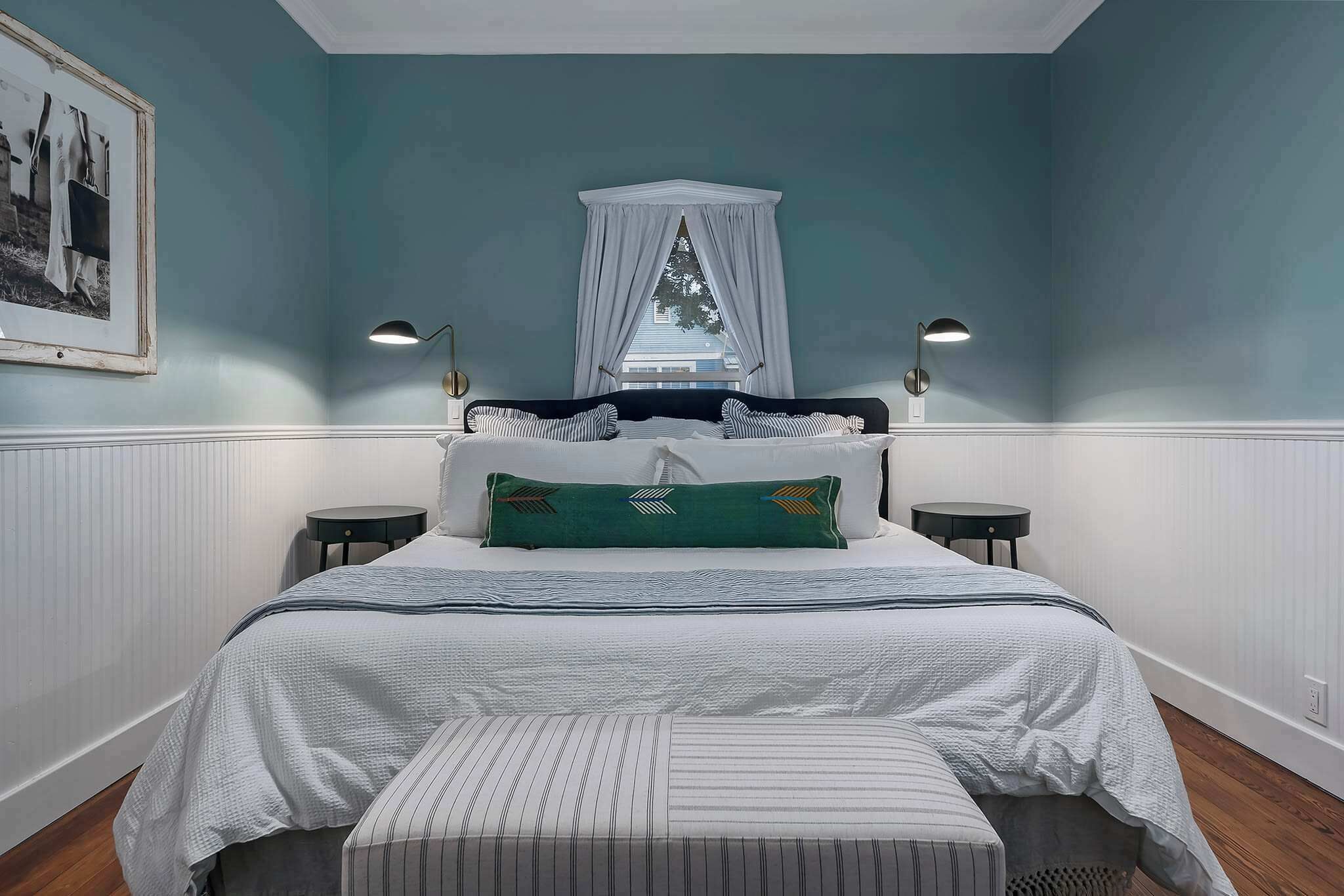 2 bedrooms, travel crib, WiFi, bed sheets