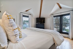 5 Schlafzimmer, Bügeleisen/Bügelbrett, WLAN, Bettwäsche