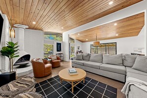 Téléviseur, bureau