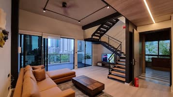 Presidential Penthouse, 4 Bedrooms, Terrace, Executive Level | Living area