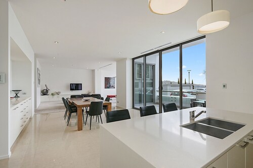 Apartment at Two Eight Seven