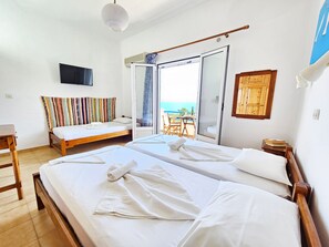 Desk, blackout curtains, free WiFi, bed sheets