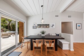 Dining - Zuni Delight - indoor/outdoor, separate guest suite, stand-alone office (Del Mar)