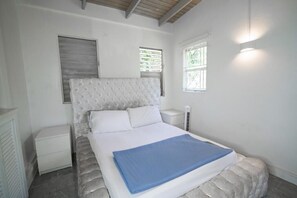 3 bedrooms, desk, iron/ironing board, free WiFi - Holiday Home is a beautiful house located close to the city centre of St George (st georges)