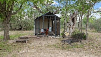 Cabin, 1 Bedroom | Property grounds