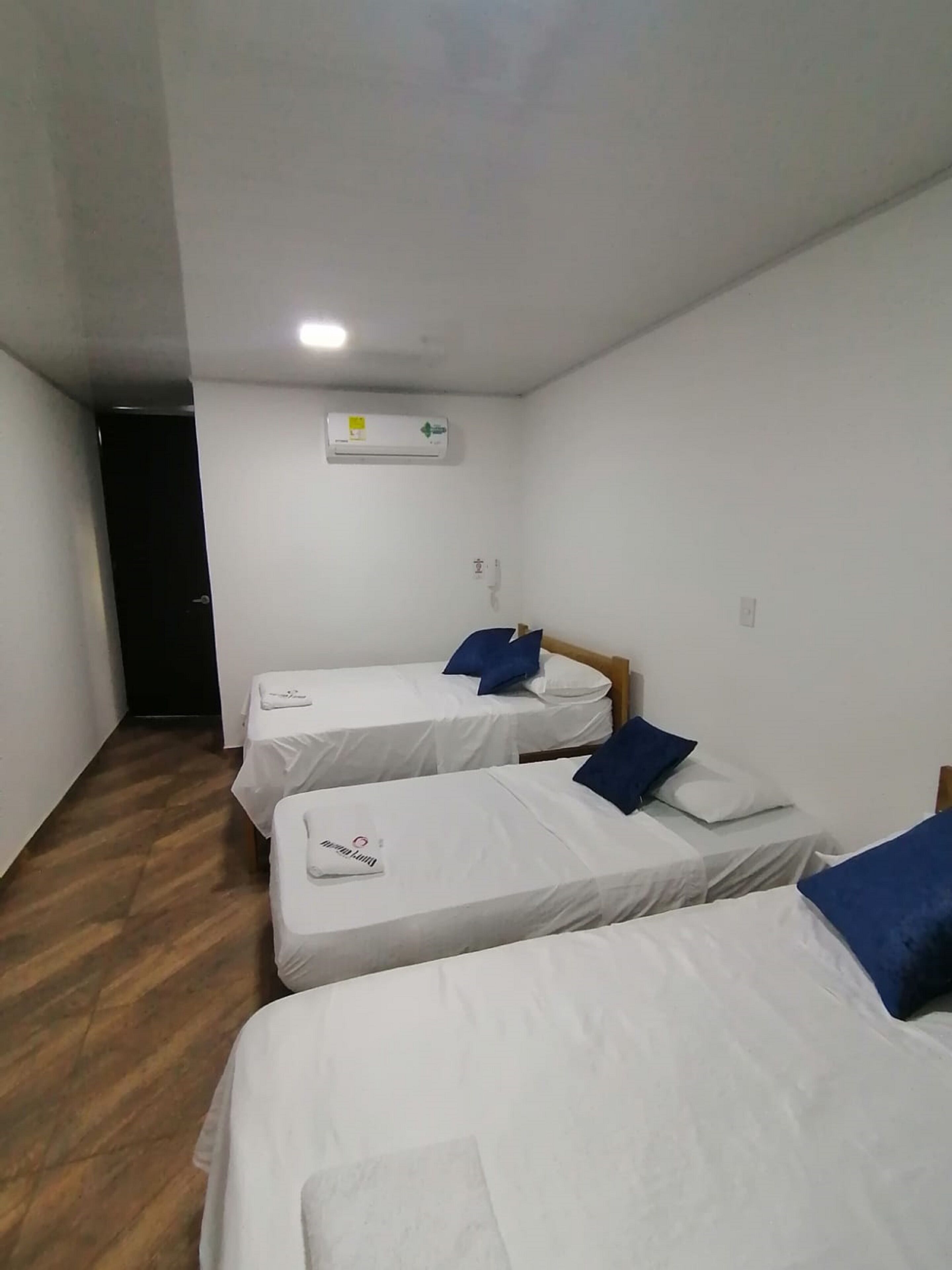 family room | 1 bedroom, free wifi