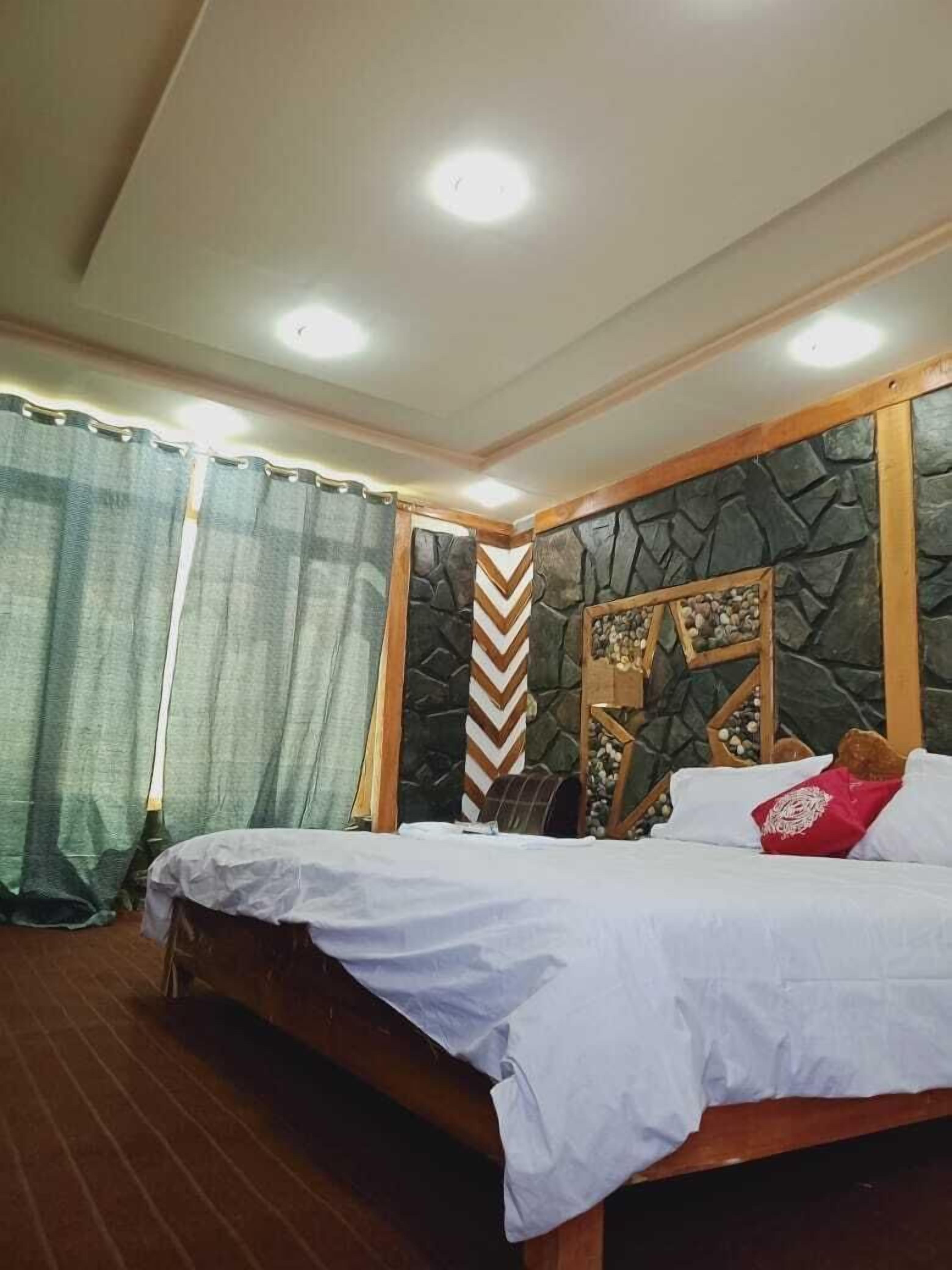 Dobbeltrom – deluxe | Lydisolert og wi-fi (inkludert)